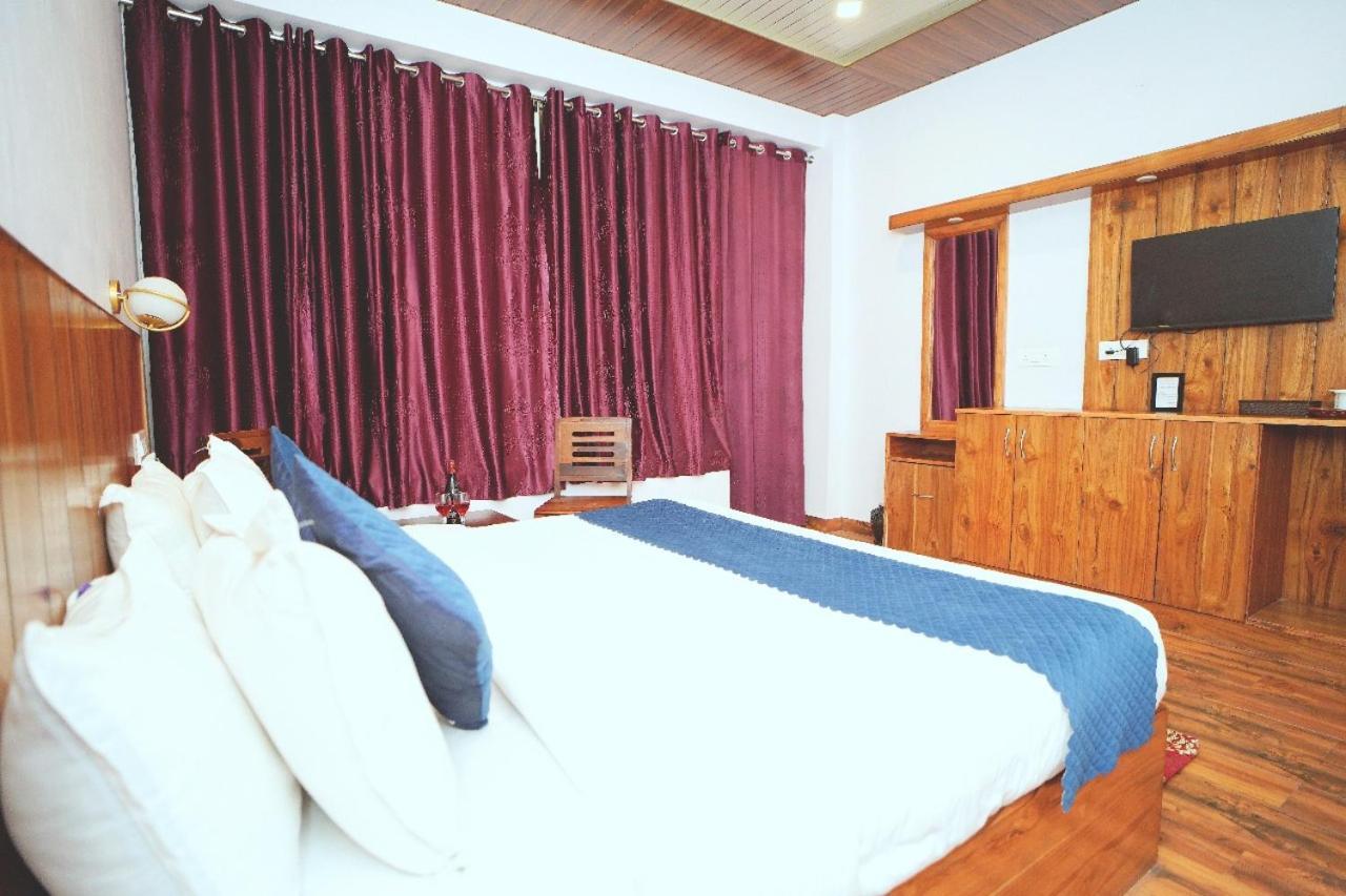 Hotel Kasauli View Cafe Restaurant Open Terrace Mountain View Dış mekan fotoğraf