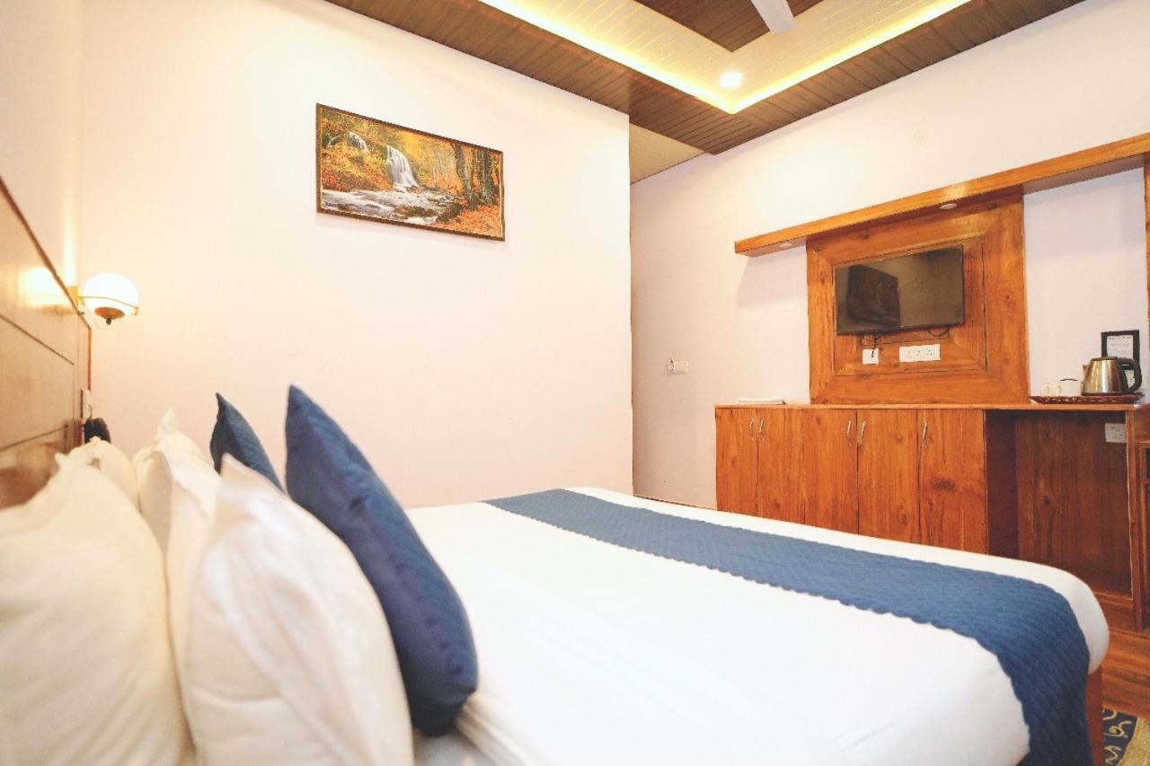Hotel Kasauli View Cafe Restaurant Open Terrace Mountain View Dış mekan fotoğraf